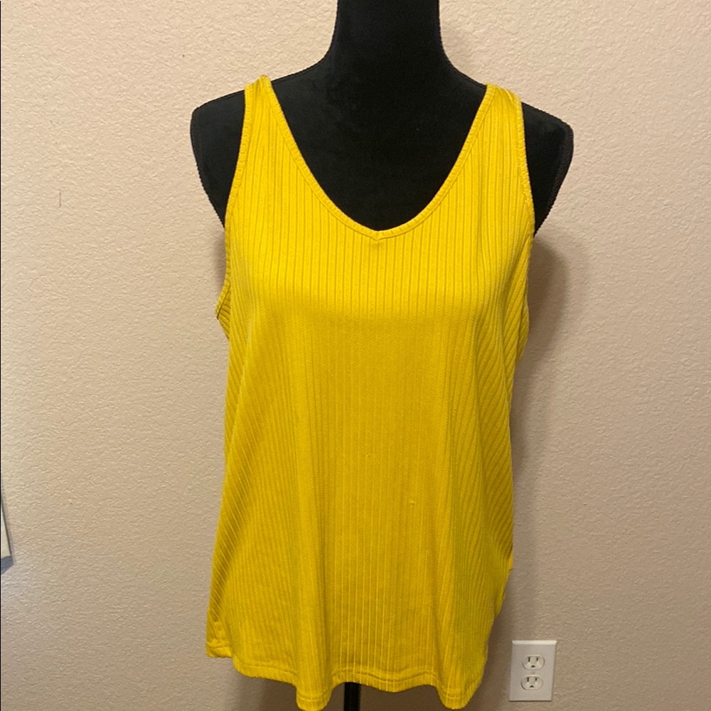 ❤️ 2 for $10 Yellow Sleeveless Women's Top